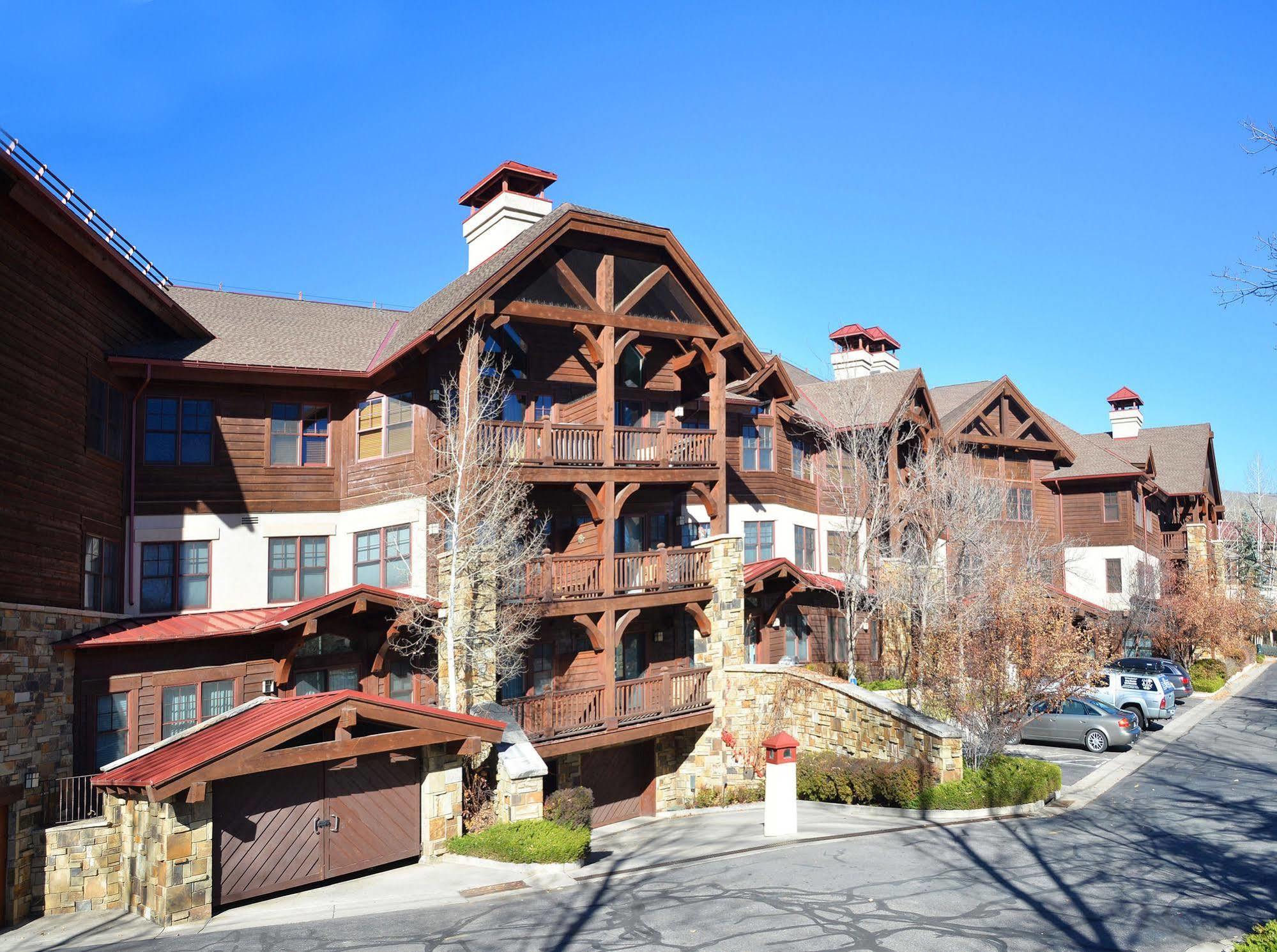 Lodge At Brookside Avon Village Esterno foto