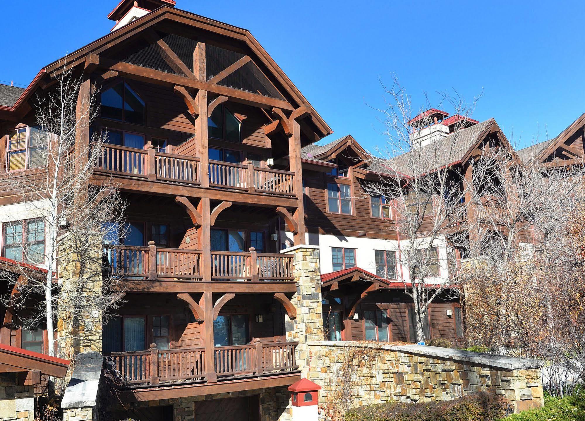 Lodge At Brookside Avon Village Esterno foto