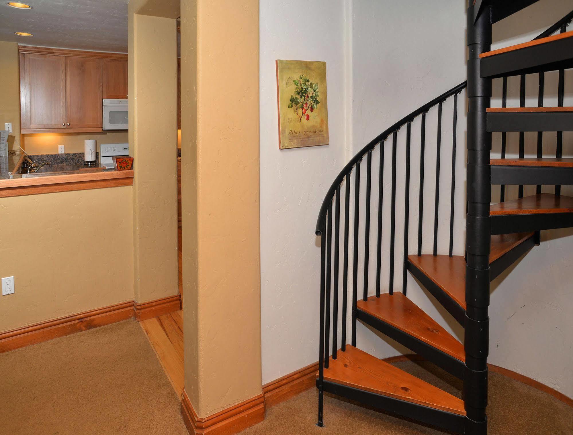 Lodge At Brookside Avon Village Esterno foto
