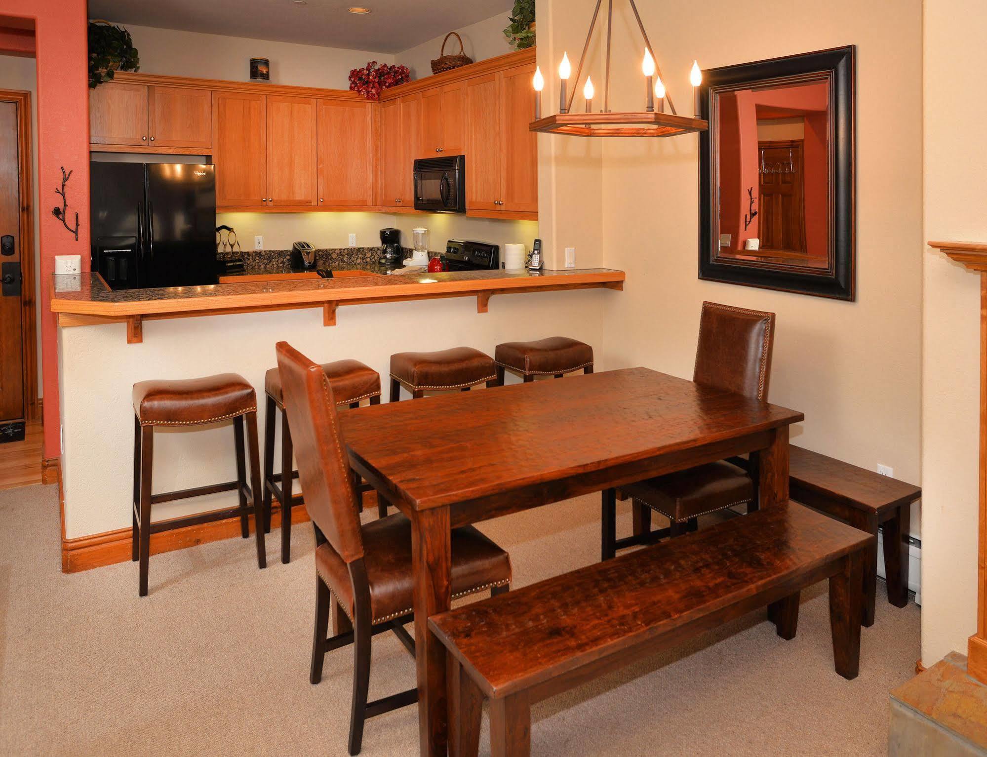 Lodge At Brookside Avon Village Esterno foto