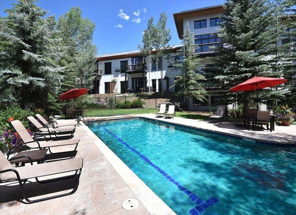 Lodge At Brookside Avon Village Esterno foto